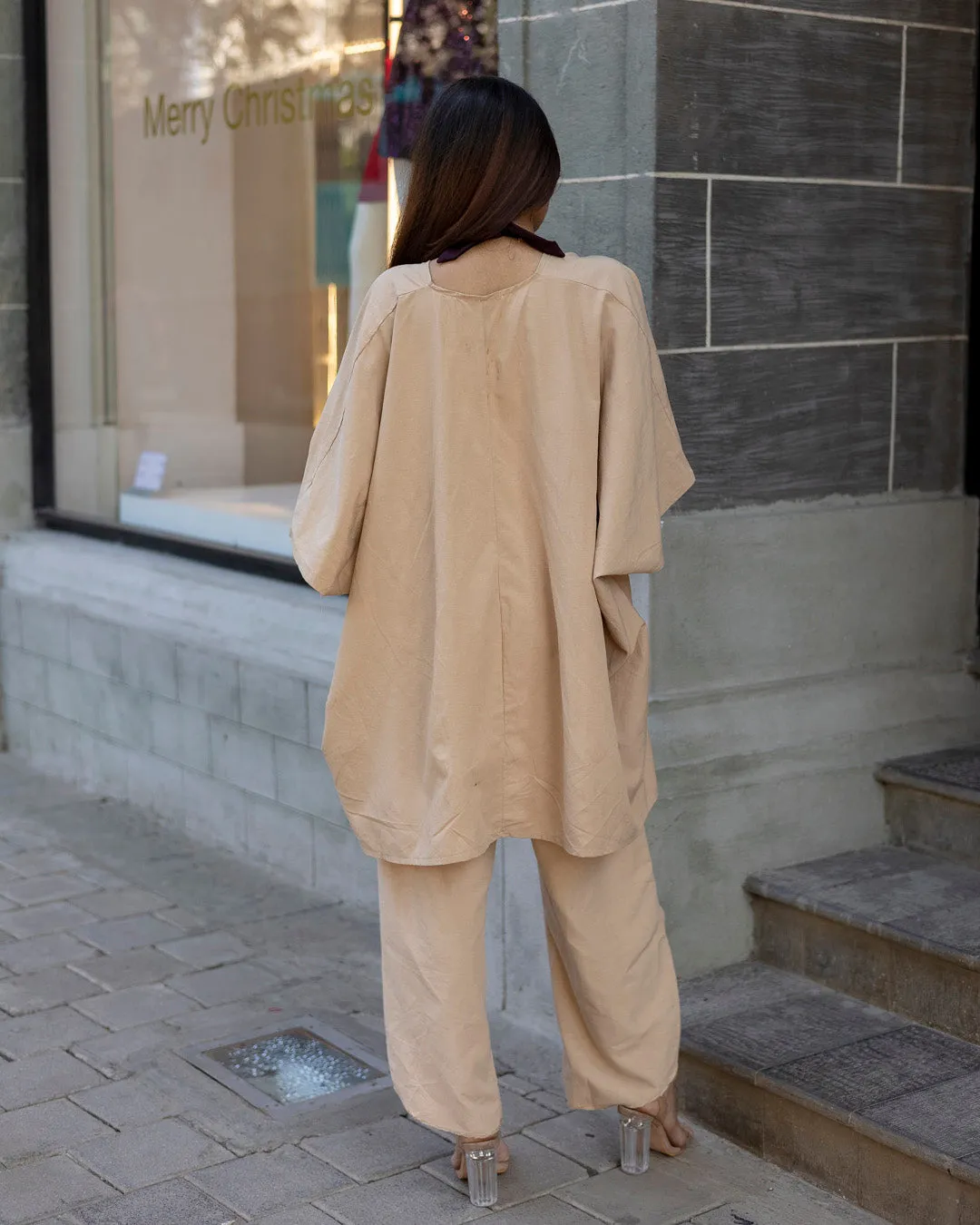 Effortless Style Open Neck Cordset in Dark Beige