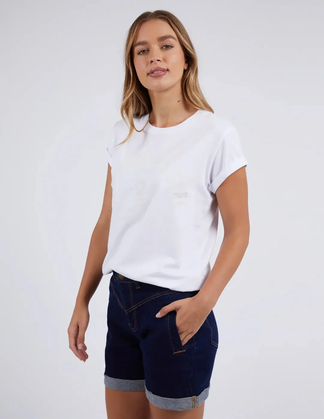 EFFORTLESS TEE - WHITE