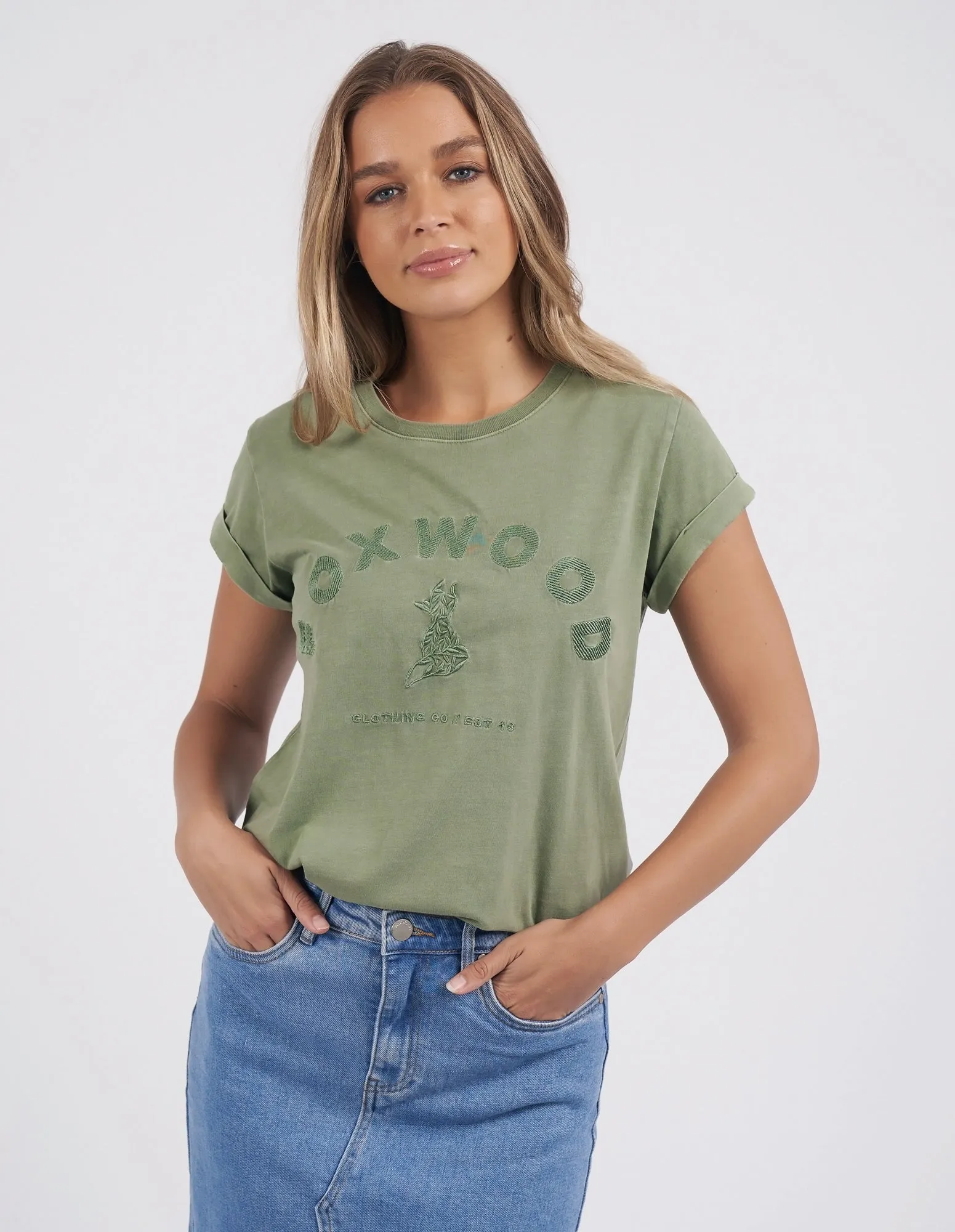 EFFORTLESS TEE