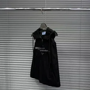 Hoodies girls dress girl skirt Kid designer clothes girl's hoodie Lapel sleeveless Latest design summer hood fasion dresses luxury brand Triangle logo black