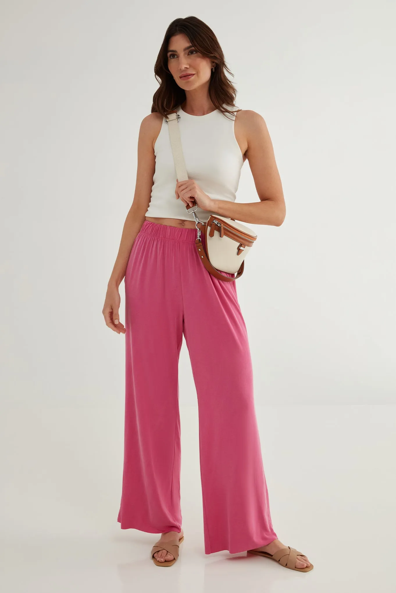 The Effortless Palazzo: Pant - Flow Cupro - Fuchsia